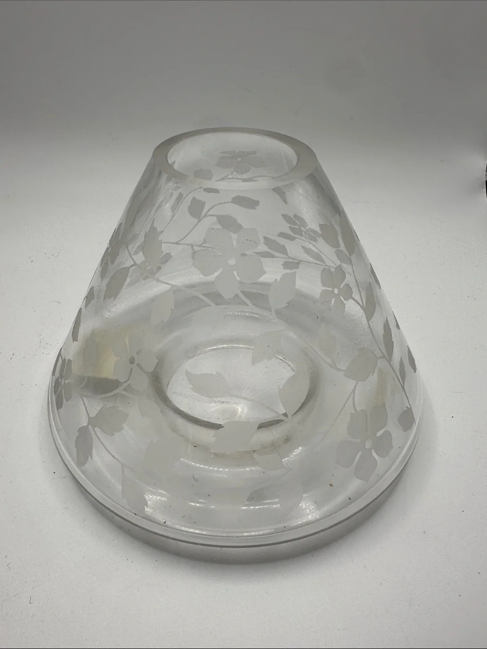 Yankee candle Etched Glass Floral Candle  Shade - Frosted Clear